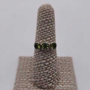 Size 7.25 Sterling Silver Triple Round Peridot Gem Ring A2103
